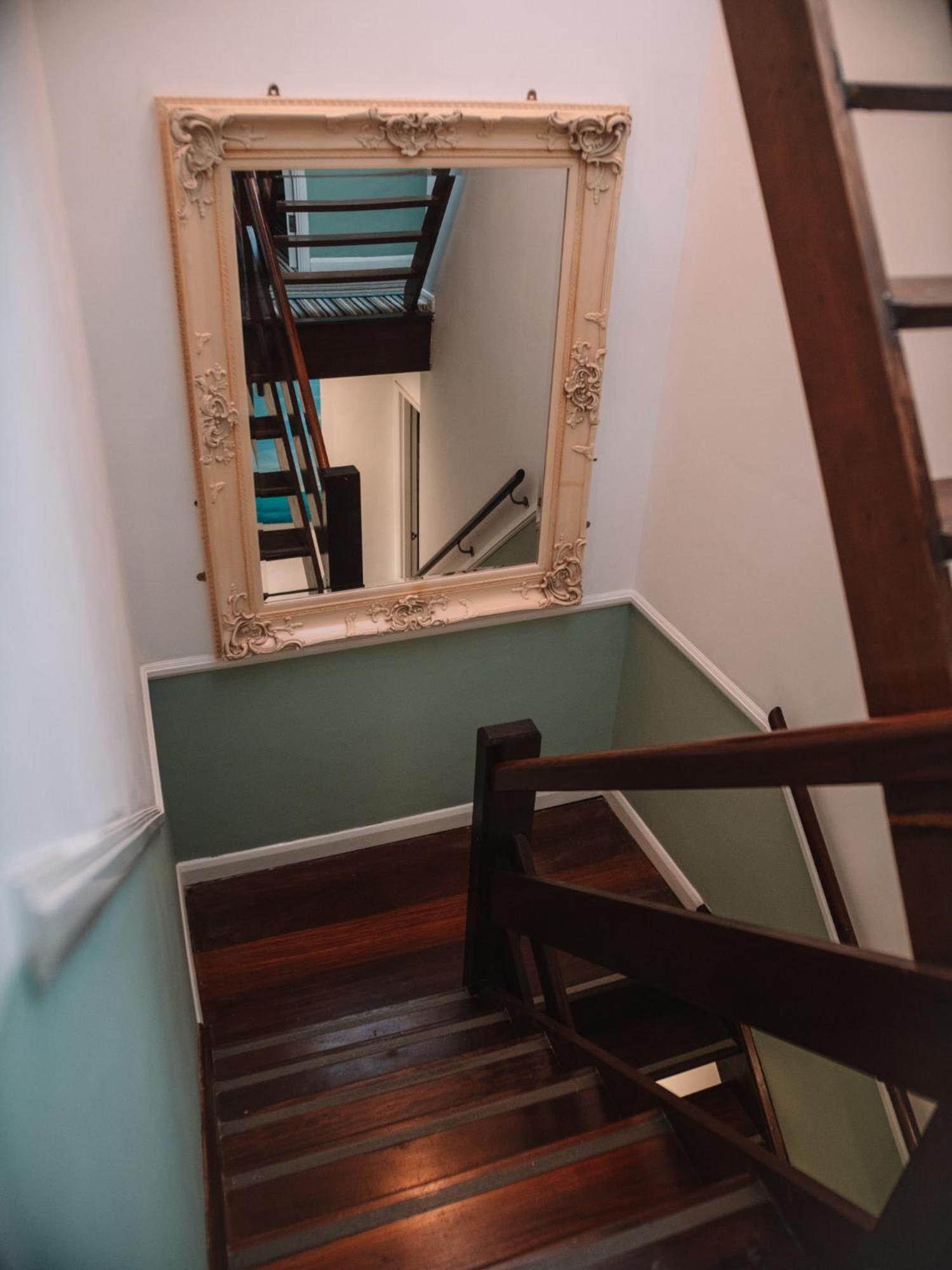 Seafarer'S View - 6 Bedroom Townhouse In Cowes, Parking & Seaviews. 카우즈 외부 사진